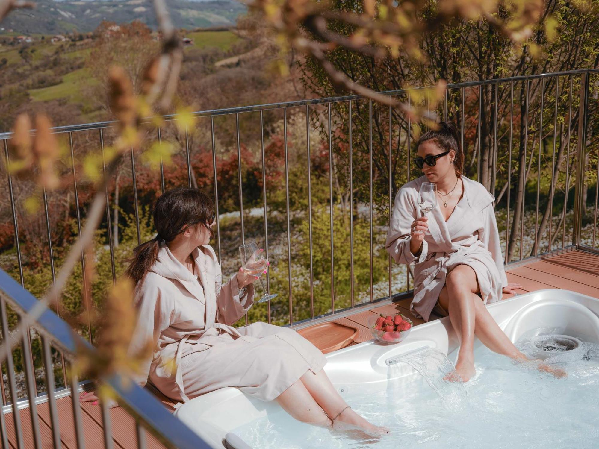 Albergo Diffuso - Il Poggetto Tra Urbino & San Marino Dış mekan fotoğraf