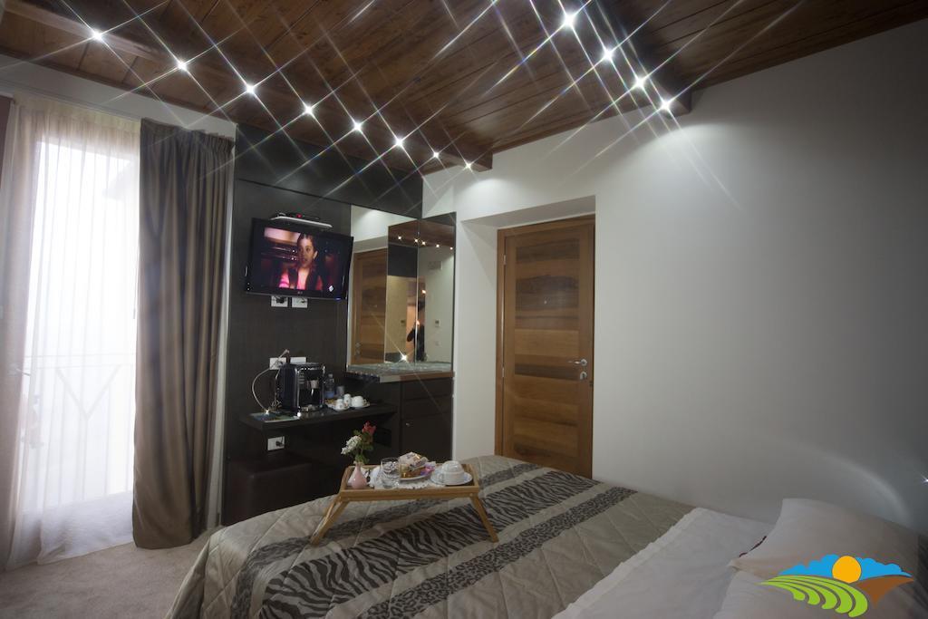 Albergo Diffuso - Il Poggetto Tra Urbino & San Marino Oda fotoğraf